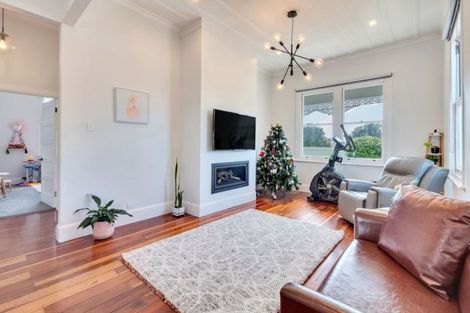 Photo of property in 1/80 Birkenhead Avenue, Birkenhead, Auckland, 0626