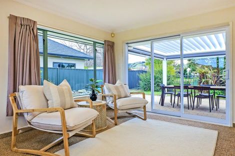 Photo of property in 28 Kensington Drive, Taradale, Napier, 4112
