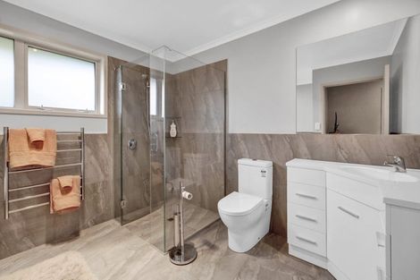 Photo of property in 35 Cloten Road, Stratford, 4332