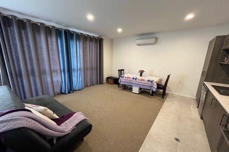 Photo of property in 266 Hobsonville Point Road, Hobsonville, Auckland, 0616