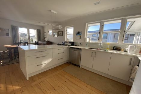 Photo of property in 31 Gladstone Road, Northcote, Auckland, 0627