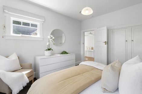 Photo of property in 224 Geraldine Street, Edgeware, Christchurch, 8013