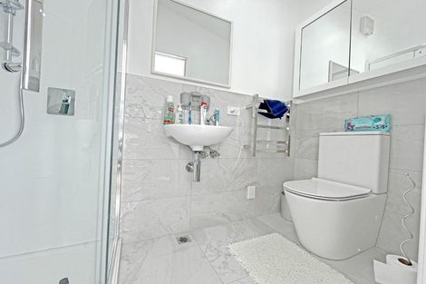 Photo of property in 27 Silverbirch Grove, Churton Park, Wellington, 6037