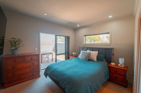 Photo of property in 5a Cornwall Road, Taradale, Napier, 4112
