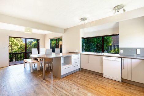 Photo of property in 16 James Cook Drive, Whitby, Porirua, 5024