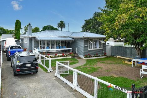 Photo of property in 1/15 Onslow Road, Papakura, 2110