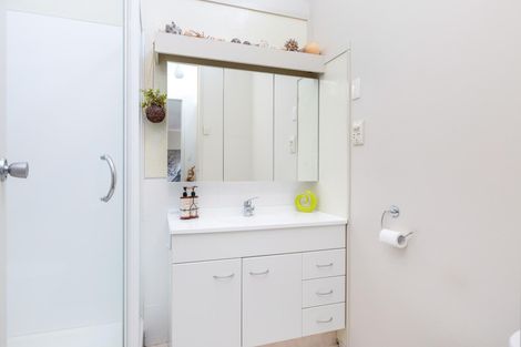 Photo of property in 109a/4 Te Atatu Road, Te Atatu South, Auckland, 0610