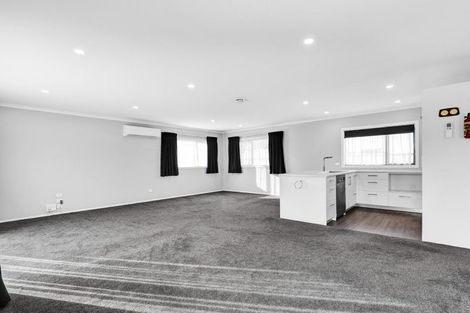 Photo of property in 48b Celia Street, Stratford, 4332