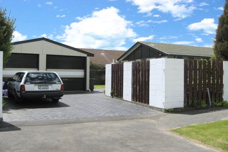 Photo of property in 86 Englefield Road, Northwood, Christchurch, 8051