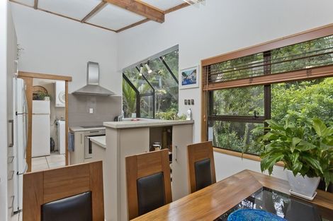 Photo of property in 1/51 Roberts Road, Glenfield, Auckland, 0629