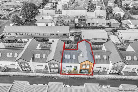 Photo of property in 22u4 Campbell Street, Frankton, Hamilton, 3204