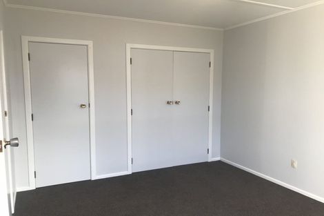 Photo of property in 11a Oswald Crescent, Paparangi, Wellington, 6037