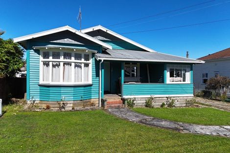 Photo of property in 50 Queen Street, Westport, 7825