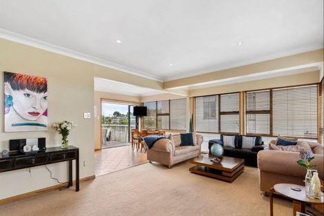 Photo of property in 24 Kerswill Place, Pakuranga, Auckland, 2010