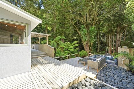 Photo of property in 90b Eskdale Road, Birkdale, Auckland, 0626