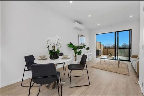 Photo of property in 41 Kiato Lane, Flat Bush, Auckland, 2019