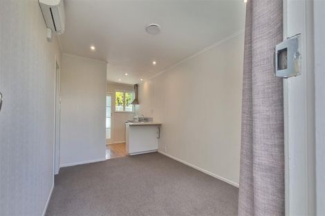 Photo of property in 105 Te Atatu Road, Te Atatu South, Auckland, 0610