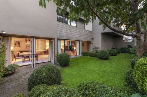 Photo of property in Highwic, 32u5 Hobson Street, Thorndon, Wellington, 6011