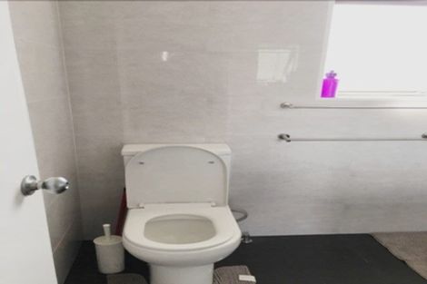 Photo of property in 7 Elvira Place, Ranui, Auckland, 0612