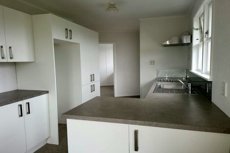 Photo of property in 27 Lynda Avenue, Paparangi, Wellington, 6037