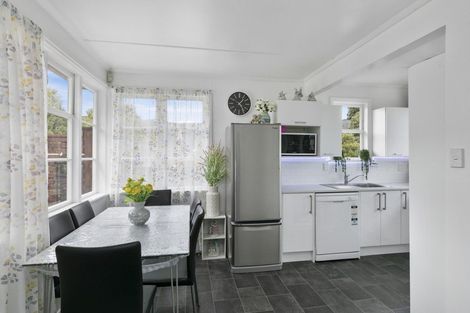 Photo of property in 71 Sladden Street, Naenae, Lower Hutt, 5011
