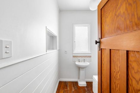 Photo of property in 2 Mcvay Street, Napier South, Napier, 4110