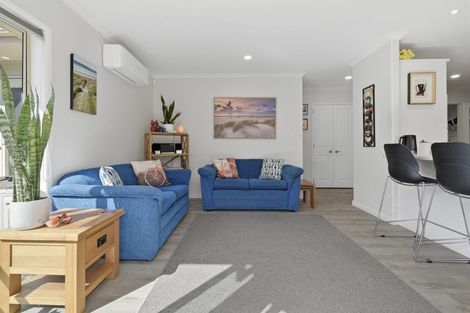 Photo of property in 58 Pacific Cove Drive, Papamoa Beach, Papamoa, 3118