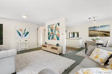 Photo of property in 25b Metcalfe Road, Ranui, Auckland, 0612