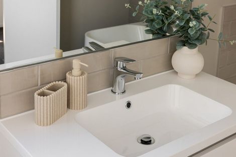 Photo of property in 307a Lakes Boulevard, Pyes Pa, Tauranga, 3112