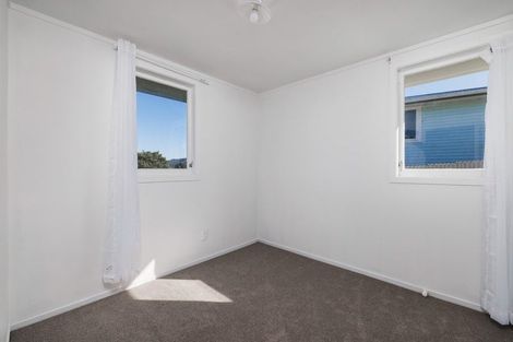 Photo of property in 15 Whiteman Road, Kawakawa, 0210