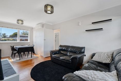 Photo of property in 2/71 Emmett Street, Greerton, Tauranga, 3112