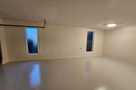 Photo of property in 32 Springbank Street, Bryndwr, Christchurch, 8053