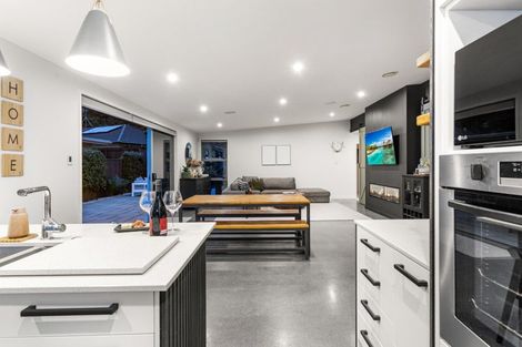 Photo of property in 261 Lakes Boulevard, Pyes Pa, Tauranga, 3112