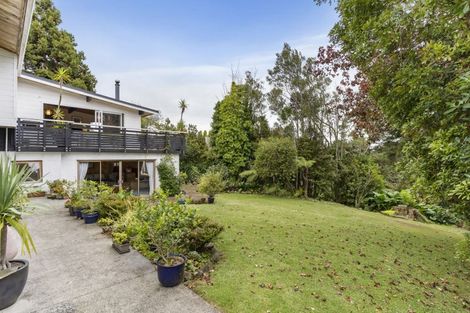 Photo of property in 17 Kawaka Street, Titirangi, Auckland, 0604
