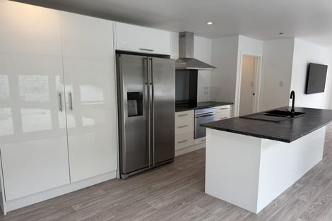 Photo of property in 10 Zealandia Road, Manly, Whangaparaoa, 0930