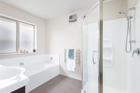 Photo of property in 8 Gosling Crescent, Halswell, Christchurch, 8025