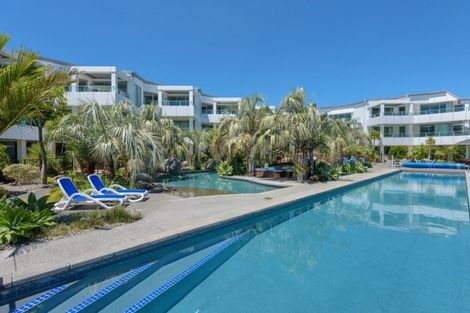 Photo of property in 207/136 Marine Parade, Mount Maunganui, 3116
