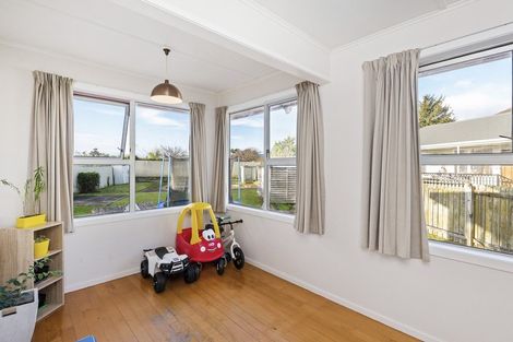 Photo of property in 61 Martin Road, Paraparaumu Beach, Paraparaumu, 5032