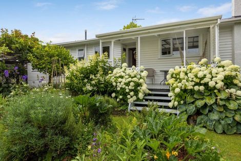 Photo of property in 82 Brecon Road, Stratford, 4332