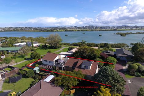 Photo of property in 61 Maygrove Drive, Orewa, 0931