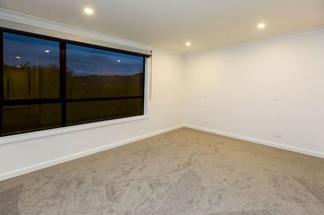 Photo of property in 2 Mudie Street, Alicetown, Lower Hutt, 5010
