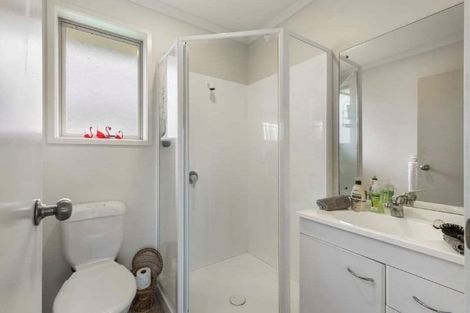 Photo of property in 37 Cabeleigh Drive, Helensville, 0800