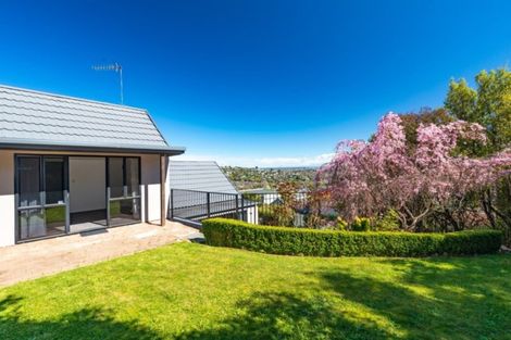 Photo of property in 25 Lookaway Place, Huntsbury, Christchurch, 8022