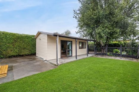 Photo of property in 19 Belfield Street, Dallington, Christchurch, 8061
