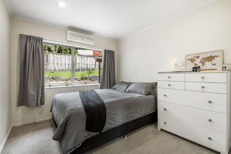 Photo of property in 13 Phoebe Meikle Place, Torbay, Auckland, 0630