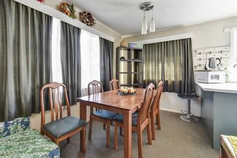 Photo of property in 1/2 Barrie Avenue, Papatoetoe, Auckland, 2025