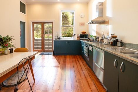 Photo of property in 62 Wright Street, Mount Cook, Wellington, 6021