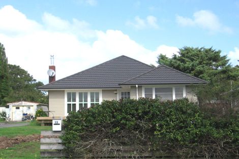 Photo of property in 13 Edwards Avenue, Henderson, Auckland, 0610