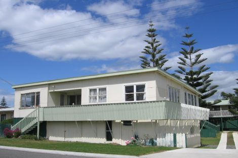 Photo of property in 48 Bway Road, Waihi Beach, 3611