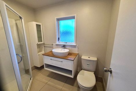 Photo of property in 45 Hogans Road, Glenfield, Auckland, 0629